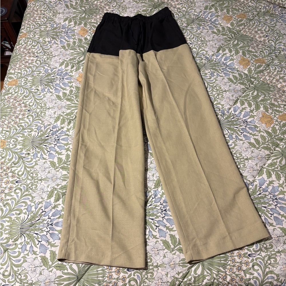 Top Shop Black and Tan Wide-Leg Pants with Elastic Waist and Cool Color Block 4